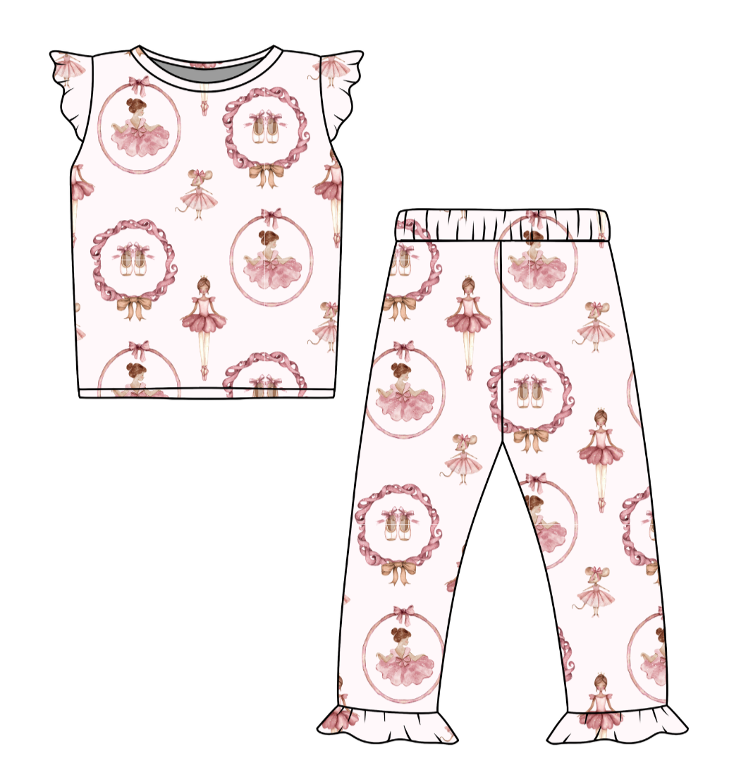 ๐๐ฒ๐ฝ๐ฝ๐ต๐ฎ ๐๐ท๐ฐ๐ฎ๐ต๐ผ Twirling in Pink PJโs