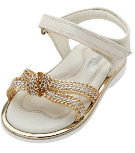 Sandals with Tai Color Chain