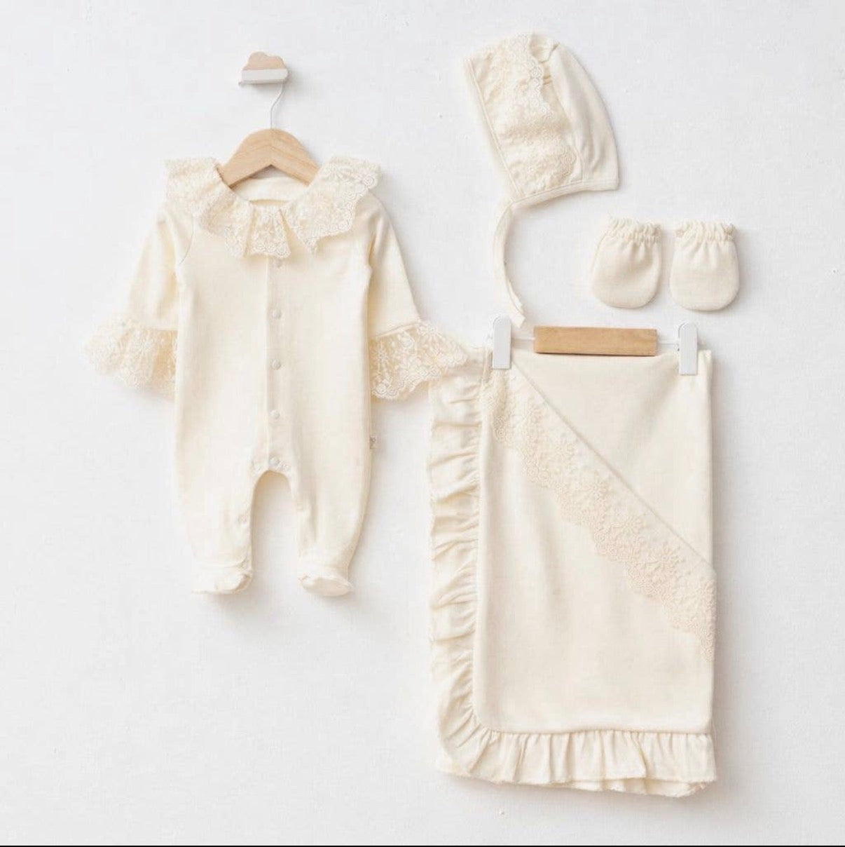 Angelica Lace Newborn Set