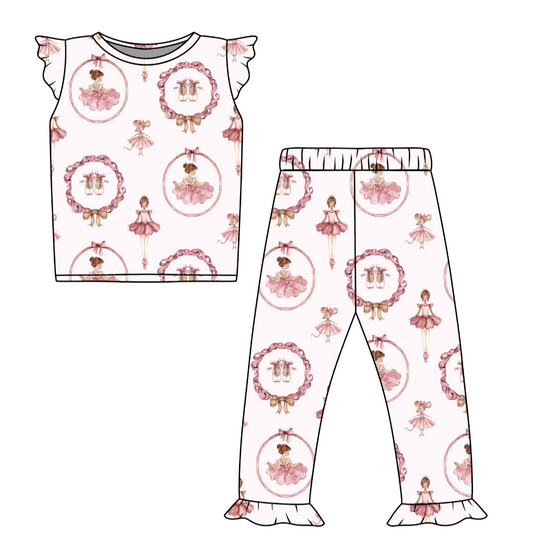 𝓛𝓲𝓽𝓽𝓵𝓮 𝓐𝓷𝓰𝓮𝓵𝓼 Twirling in Pink PJ’s