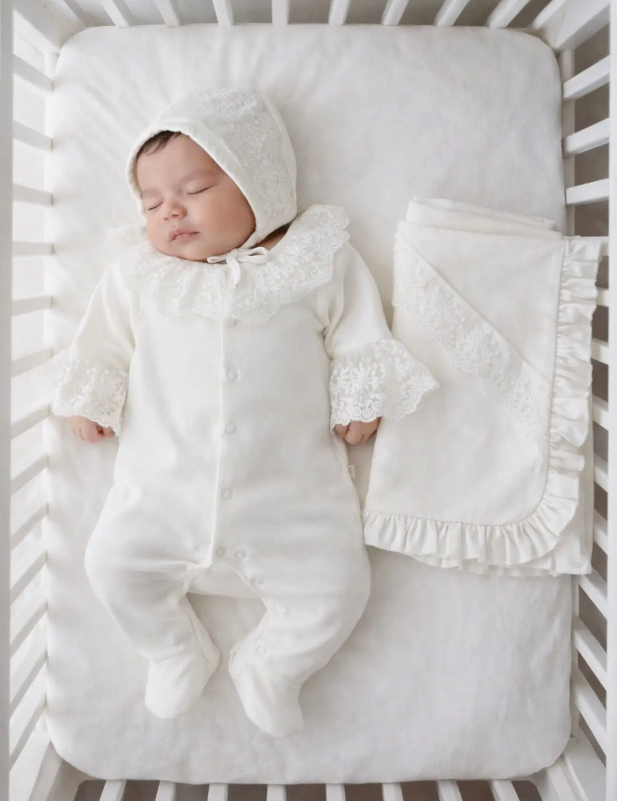 Angelica Lace Newborn Set