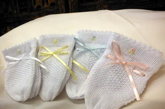 Infant Knitted Mittens
