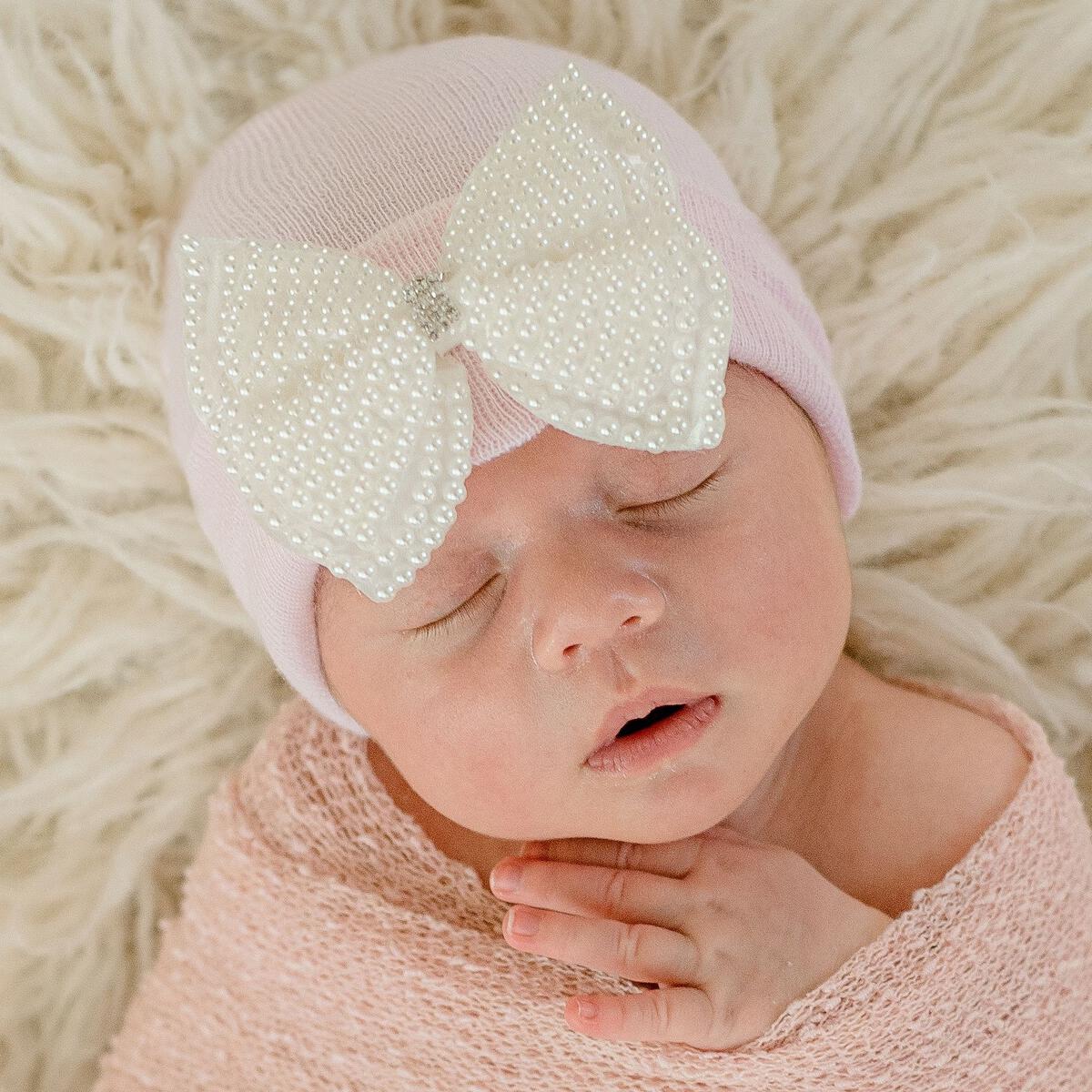 Lacey Pearl Bow