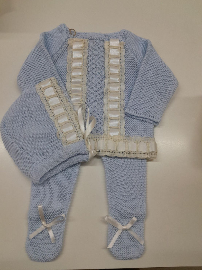 Spanish Knit Set