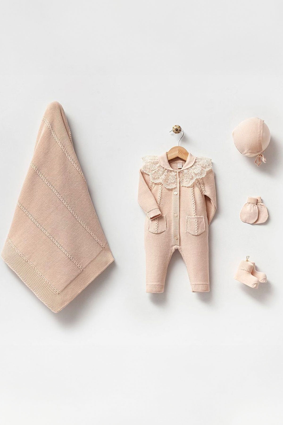 Adrian Beige Knit Newborn Coming Home Set (5 pcs)